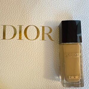Dior Forever Skin Glow 3W